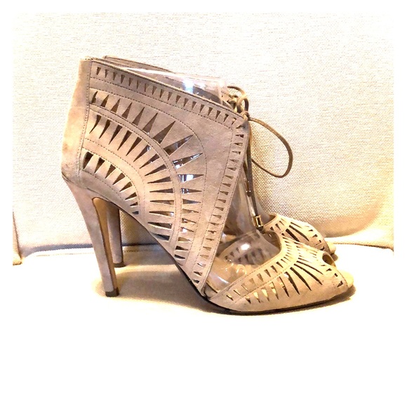 ✨HP✨Delfino Laser Cut Sandals by Ivanka Trump - Picture 3 of 8